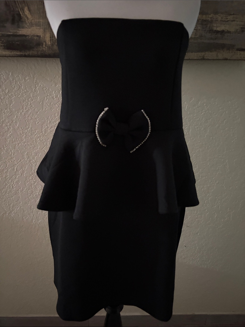 VENUS NWOT Black Strapless Peplum Dress with Bow Accent